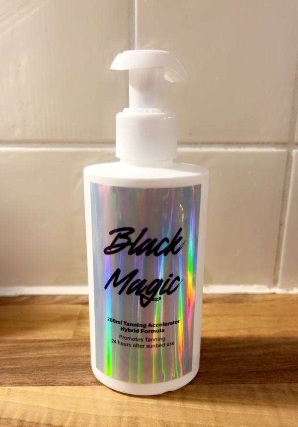 Black Magic 24 hour Hybrid Cream
